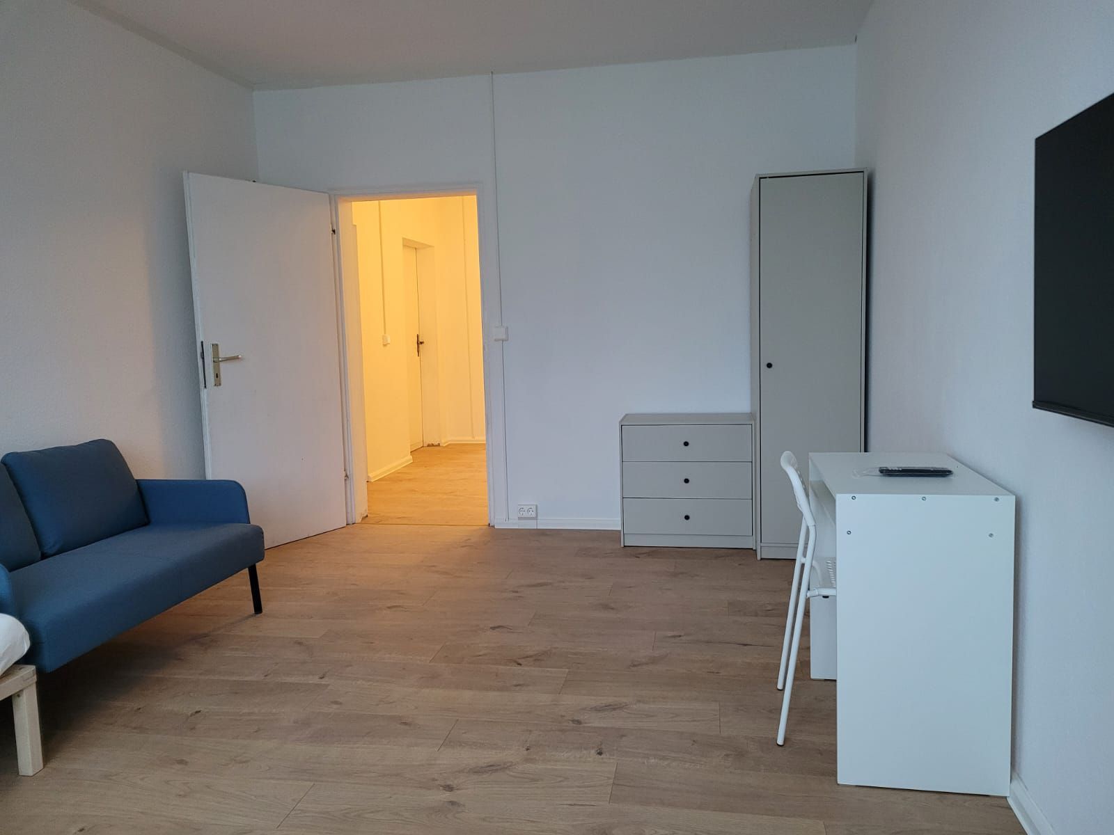 Photo 2 of furnished apartment LL21, Tauchaerstr. 13, 04357 Leipzig