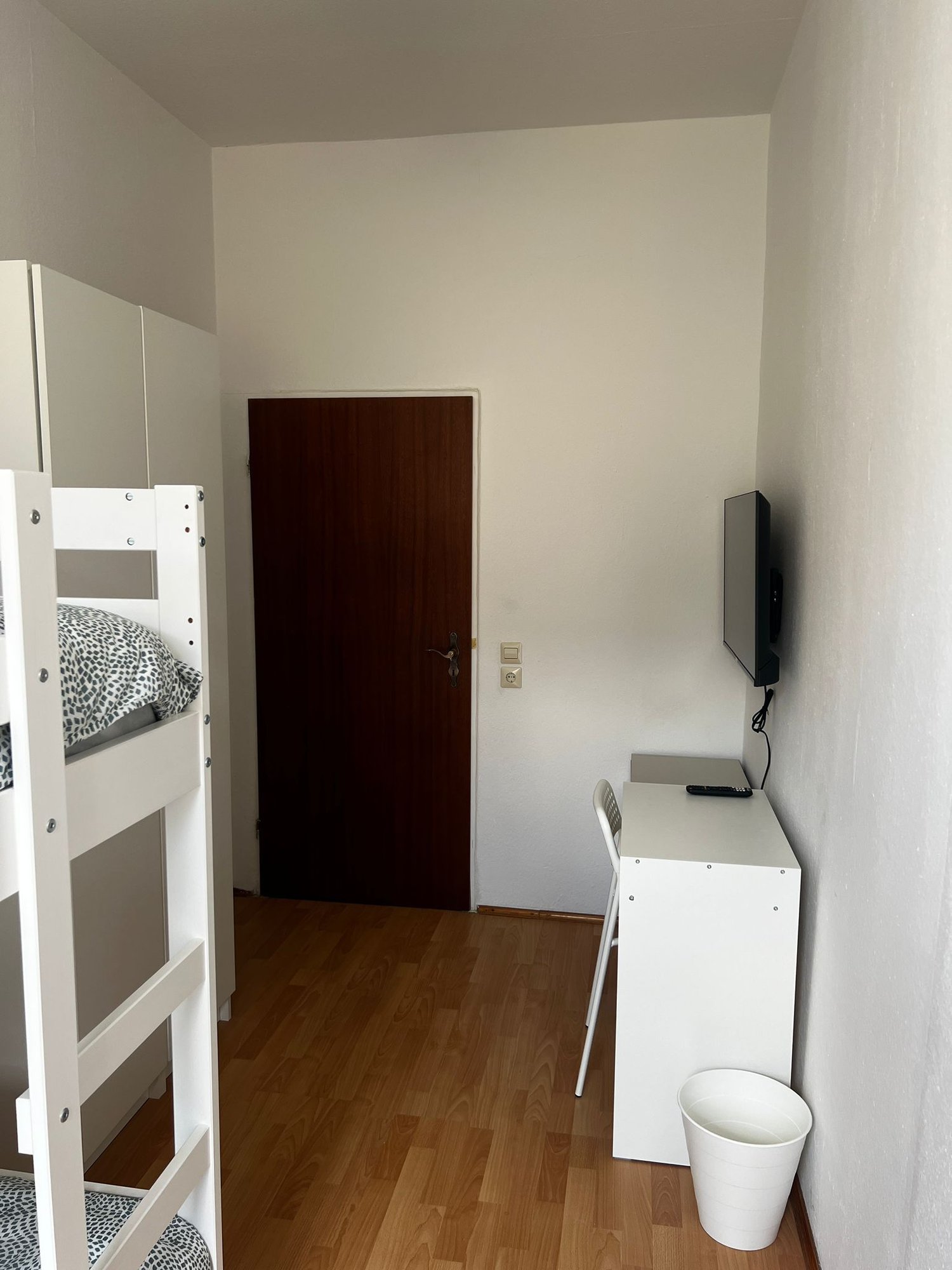 Photo 2 of furnished apartment WB24-10, Wilhelm-Busch-Straße 24, 04357 Leipzig